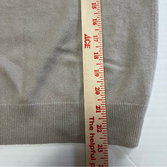 Pure Collection Women's Size 12 Sweater 100% Cashmere Gray Crew Neck Long Sleeve - Picture 6 of 8